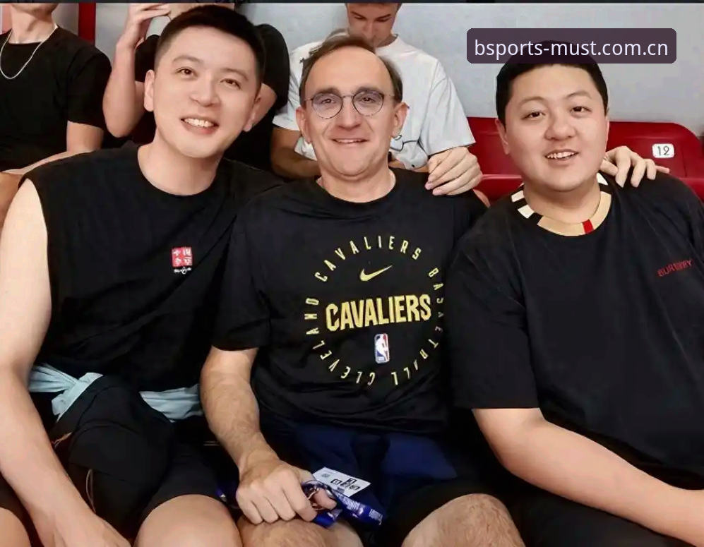 杨鸣点破C罗进球焦虑：世界杯前锋集体爆发背后的心理暗战深度解析